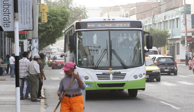 Continúa transporte informal en Piura. Foto: La República
