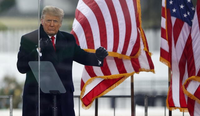 “Me han silenciado a mí y a ustedes", señaló Trump. Foto: AFP