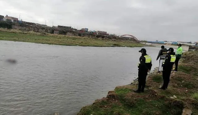 Cadáver fue retirado de las aguas del río cusqueño. Foto: Espinar Noticias
