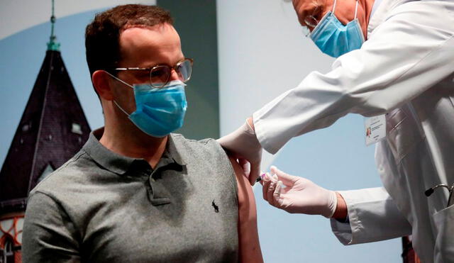 Inglaterra ha inmunizado aproximadamente a 2 millones de personas. Foto: referencial / AFP