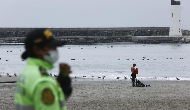 Playas peruanas continuarán cerradas. Foto: Marco Cotrina/La República