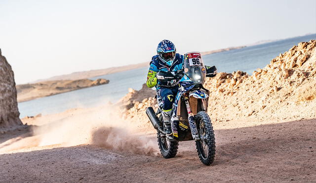 El motorista valenciano también participó en las ediciones 2019 y 2020 del Rally Dakar. Foto: Daniel Albero/Twitter