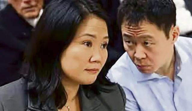 Estrategia. Keiko Fujimori ordenó acusar a Kenji Fujimori por lograr el indulto para su padre; ahora ella dice que indultará a su progenitor si es presidenta. Foto: difusión