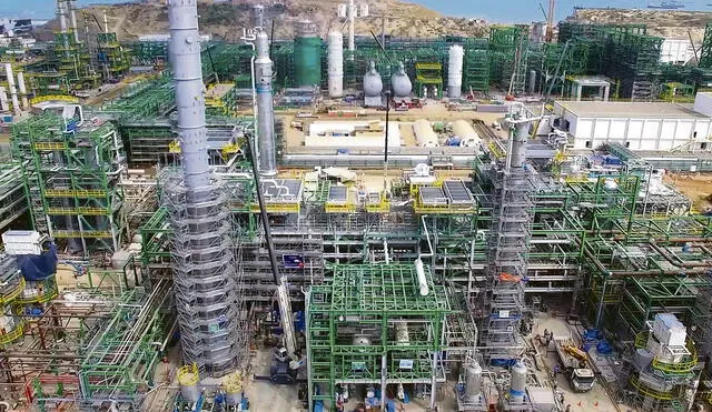 En marcha. Modernización de la refinería de Talara permitirá dotar de combustibles limpios. Foto: difusión