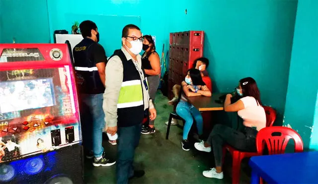 El último miércoles el subgerente de Fiscalización verificó que jóvenes y locales incumplen normas. Foto: Municipalidad de Chiclayo