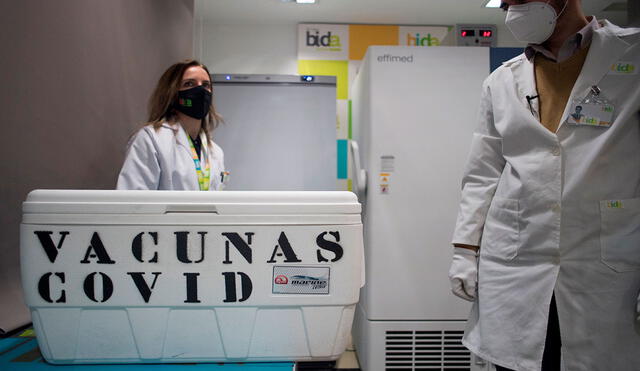 En España utilizan la vacuna de Pfizer-BioNTech contra el coronavirus. Foto: AFP