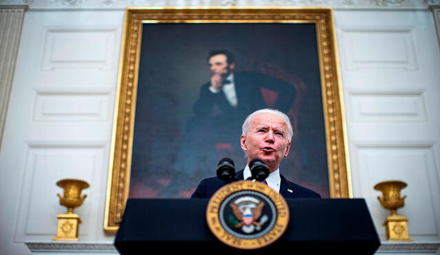 Joe Biden cuenta con la mayoría demócrata en la Cámara de Representantes y con un empate en el Senado, que le permite el voto decisivo de la vicepresidenta Kamala Harris. Foto: EFE