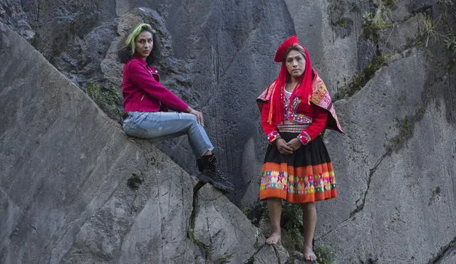 Gretel Warmicha y Bárbara Ima Súmac lideran un colectivo que busca empoderar a las mujeres trans de los Andes peruanos. Foto: Sharon Castellanos.