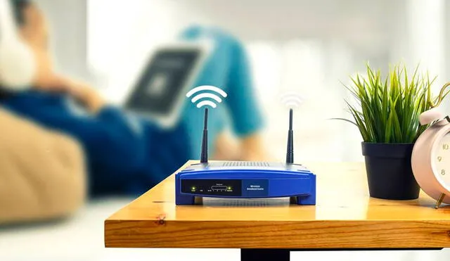 El nombre de tu red de Wi-Fi doméstica puede ser una puerta de entrada para los intrusos. Conoce cómo cambiarla por una opción más segura. Foto: Cinco Días - El País