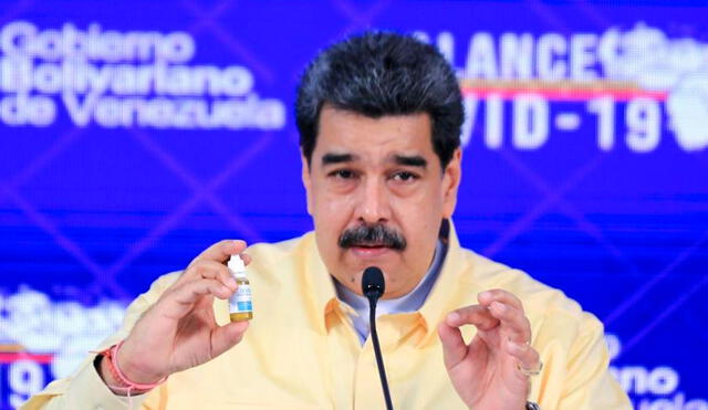 El presidente de Venezuela, Nicolás Maduro, presentó el domingo 24 de enero unas supuestas “gotitas milagrosas” que “neutralizan 100 %” al COVID-19, pero fue criticado. Foto: captura / EFE
