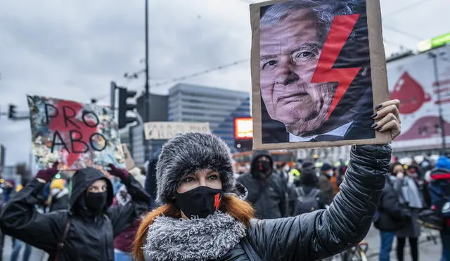 Protestas contra la prohibición casi total del aborto en Polonia realizadas el 22 de octubre. Foto: AFP