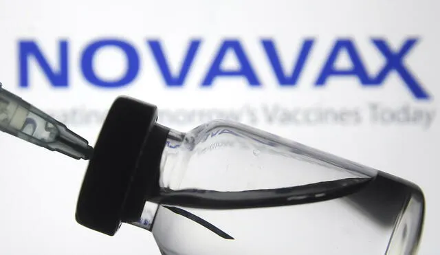 Novavax trabaja ahora en una vacuna combinada que reafirme su efectividad contra la variante sudafricana y otras venideras. Foto: AFP