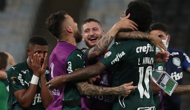 Palmeiras tuvo que esperar más de 20 años para volver a alzar un título de Copa Libertadores. Foto: AFP