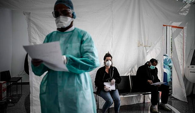 El Instituto Robert Koch (RKI) de virología reportó el martes 2 de enero 6.114 contagios en 24 horas y 861 fallecidos. Foto: AFP