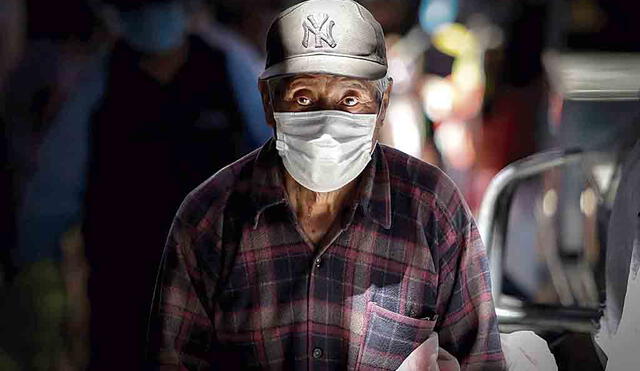 Necesidad. Uso de mascarilla garantiza que no haya contagio. Foto: Rodrigo Talavera/ La República