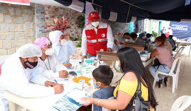 Pobladores participan de campaña médica. Foto: La República