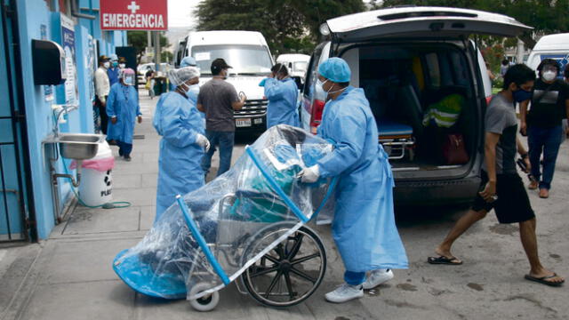 Pacientes hospitalizados tardan en recuperarse. Foto: Rodrigo Talavera-La República.