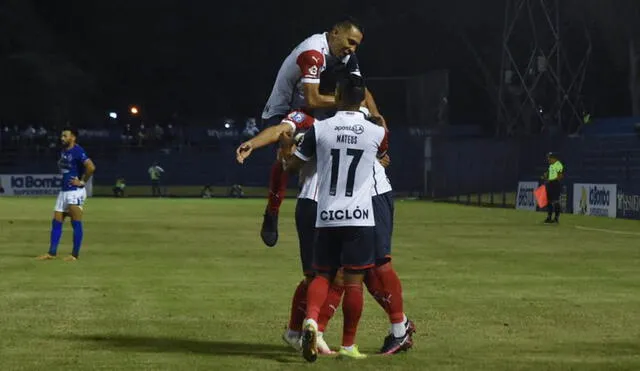 El Ciclón debutó con triunfo en la nueva temporada del fútbol guaraní. Foto: Cerro Porteño/Twitter