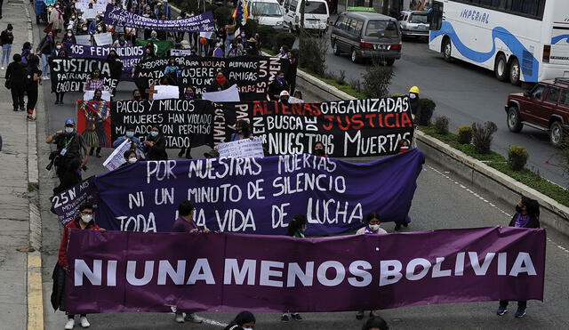 Comunidades y colectivos de Bolivia repudian el asesinato de una mujer trans, de 19 años. Foto: AFP/Referencial