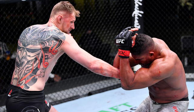 Alexander Volkov tumbó a Alistair Overeem en la pelea estelar de UFC Fight Night. Foto: UFC