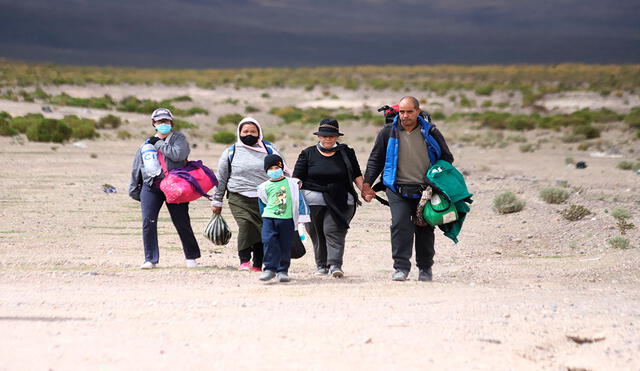 En los últimos días se ha incremento vertiginosamente el número de personas migrantes y refugiadas, mayormente de Venezuela, que llegan a Chile. Foto: AFP