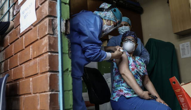 El centro de salud ya cuenta con un cronograma de inmunizaciones. Foto: Aldair Mejía/La República