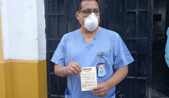 Jornada de vacunación contra la COVID-19 continúa en el Hospital Dos de Mayo. Foto: María Pía Ponce / URPI-GLR