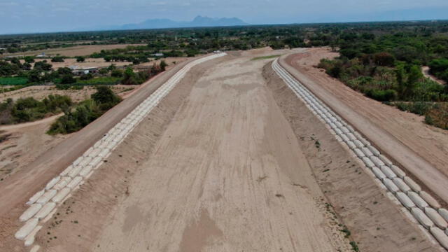 Obras de defensas ribereñas en el río La Leche. Foto: ARCC