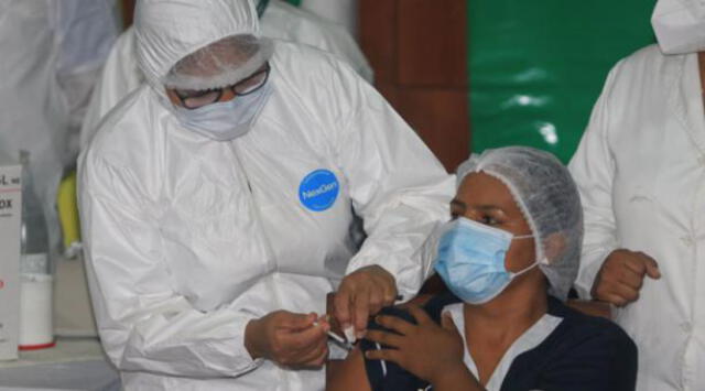 Bolivia inició su proceso de vacunación el 29 de febrero de este año. Crédito: EFE