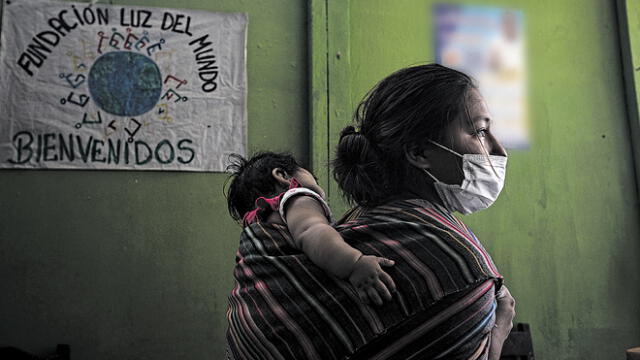 Los beneficiarios. Familias en pobreza y pobreza extrema. Foto: Jorge Cerdán / La República