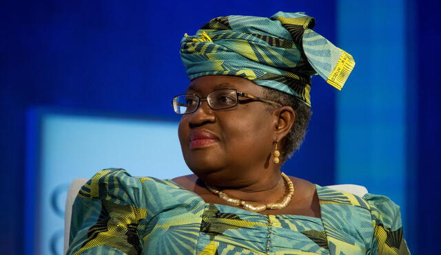 Ngozi Okonjo-Iweala, es una economista y experta en desarrollo internacional nigeriana. Trabajó más de 25 años en el Banco Mundial.