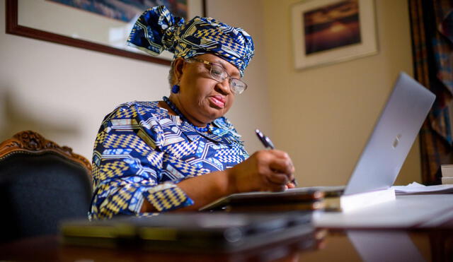 Okonjo-Iweala se convirtió también en la primera mujer ministra de Finanzas de Nigeria. Foto: AFP