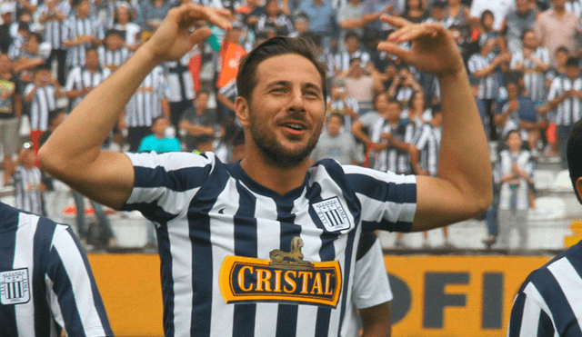 Pizarro jugó en Alianza Lima en 1998 y 1999. Foto: Líbero