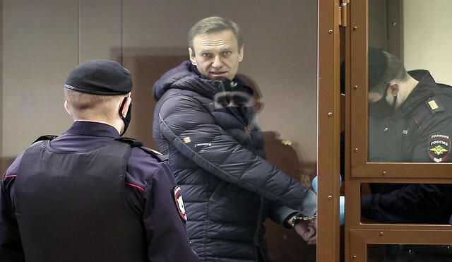 Navalny, de 44 años, fue sentenciado a tres años y medio de cárcel en Rusia. Foto: AFP
