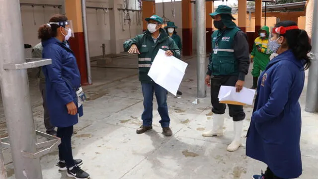 Personal del Senasa inspeccionó mataderos municipales. Foto: Senasa