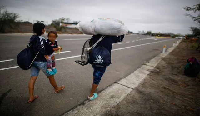 Gran cantidad de personas refugiadas y migrantes, provenientes de Venezuela, llegan a Colombia, Ecuador y Perú, entre otros países, al huir de la enorme crisis de su país. Foto: AFP