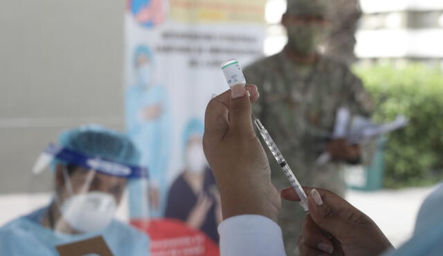 Campaña de vacunación en Perú. Foto: Jorge Cerdan Campos.