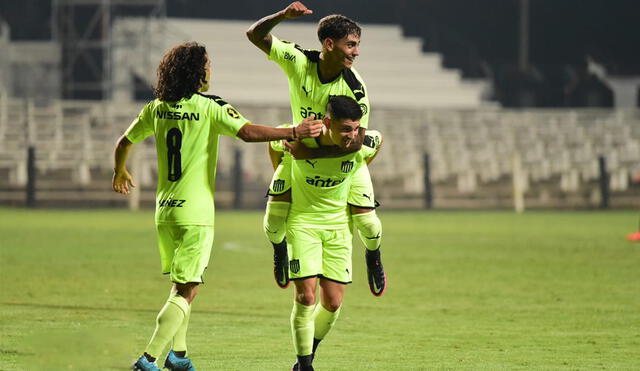 El Carbonero se mantiene en la parte alta de la tabla de posiciones del Clausura. Foto: Peñarol