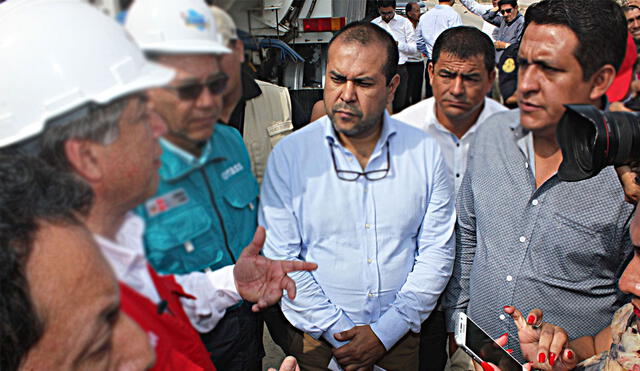 Gestión de alcaldes Marcos Gasco y Wilder Guevara (derecha) es cuestionada por regidores. Foto: Canal José L. Ortiz