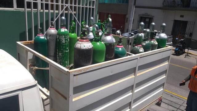 Policía encontró un camión con 21 balones de oxígeno en poder de los intervenidos. Foto: Ministerio Público