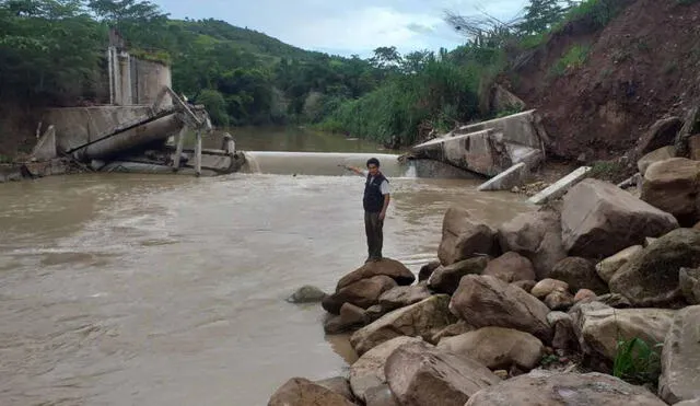 El represamiento del río Ponasa caracteriza a la zona como de muy alto peligro. Foto: Andina