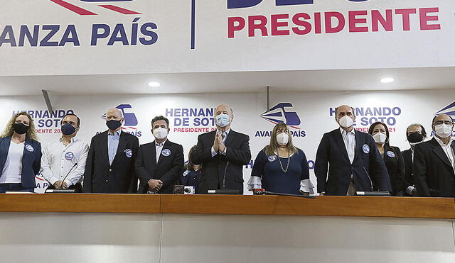 Propuesta: Economista presenta 'gabinete de oposición'. Foto: Jorge Cerdán/La República