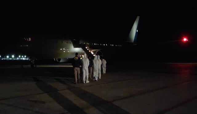 El viernes realizaron un segundo operativo de deportación de extranjeros. Foto: Fuerza Aérea de Chile