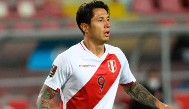 Gianluca Lapadula debutó ante Chile con la selección peruana. Foto: La República