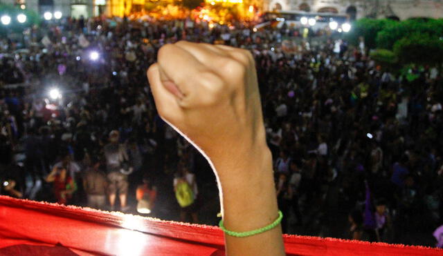Momento de la marcha por el 8 de marzo, Día Internacional de la Mujer, en la Plaza San Martín de Lima, Perú. Foto: La República/Renato Pajuelo Zorrilla