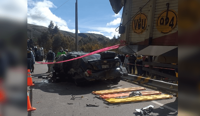 Auto particular se dirigía de Cusco a Mazuco. Foto: PNP