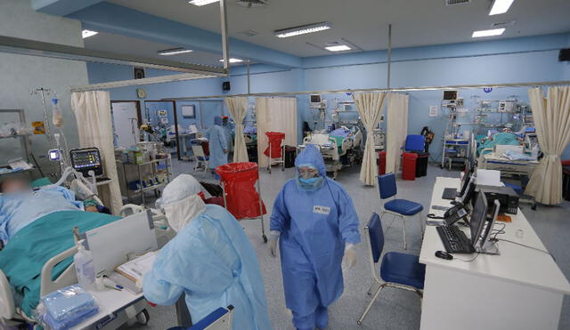 Hay 1.065 pacientes infectados con la COVID-19 en el mencionado establecimiento de salud del Callao. Foto: EFE