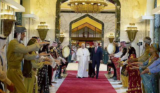 Diplomacia. Francisco se reunirá con importantes personajes. Foto: AFP