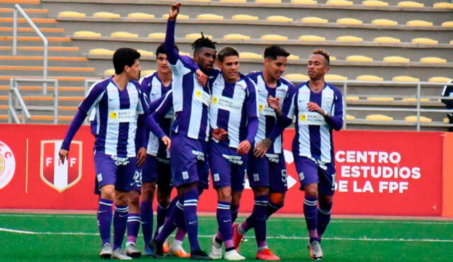 Alianza Lima perdió la categoría tras caer 2-0 ante Sport Huancayo. Foto: Liga 1