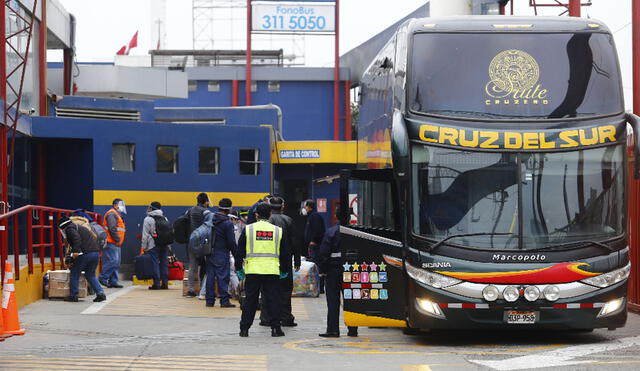 Transporte interprovincial reinició sus actividades luego del levantamiento de la cuarentena. Foto: La República